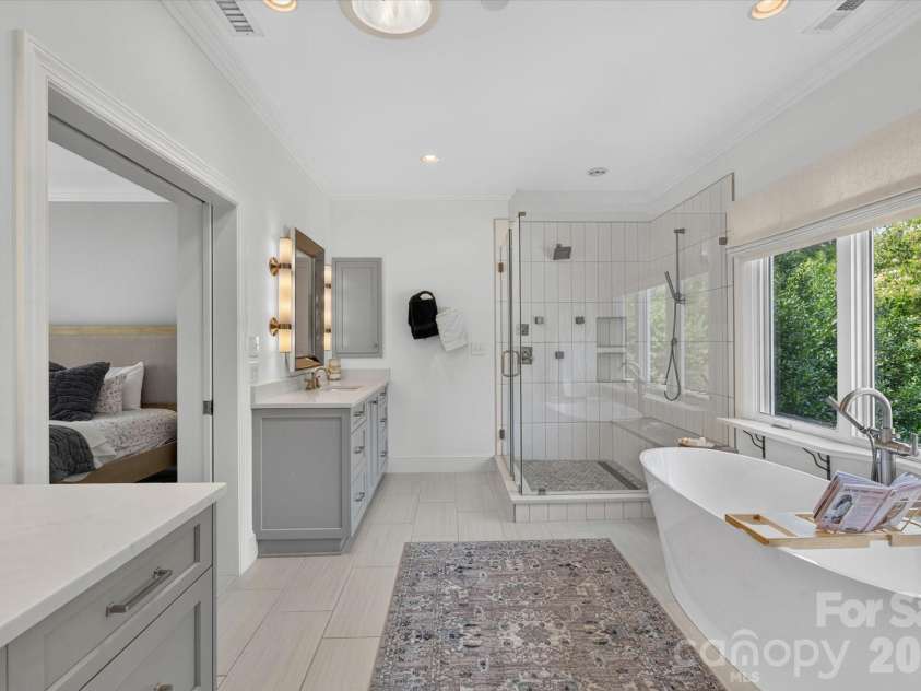 11423 Colonial Country Lane, Charlotte, NC 28277.  MLS# CAR4400807, YatesRealty ID 35556. 