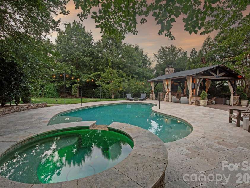 11423 Colonial Country Lane, Charlotte, NC 28277.  MLS# CAR4400807, YatesRealty ID 35556. 