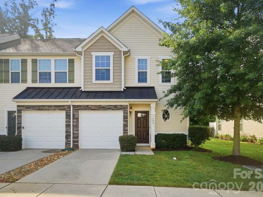 7495 Red Mulberry Way, Charlotte, NC 28273.  MLS# CAR4400539, YatesRealty ID 35557. 