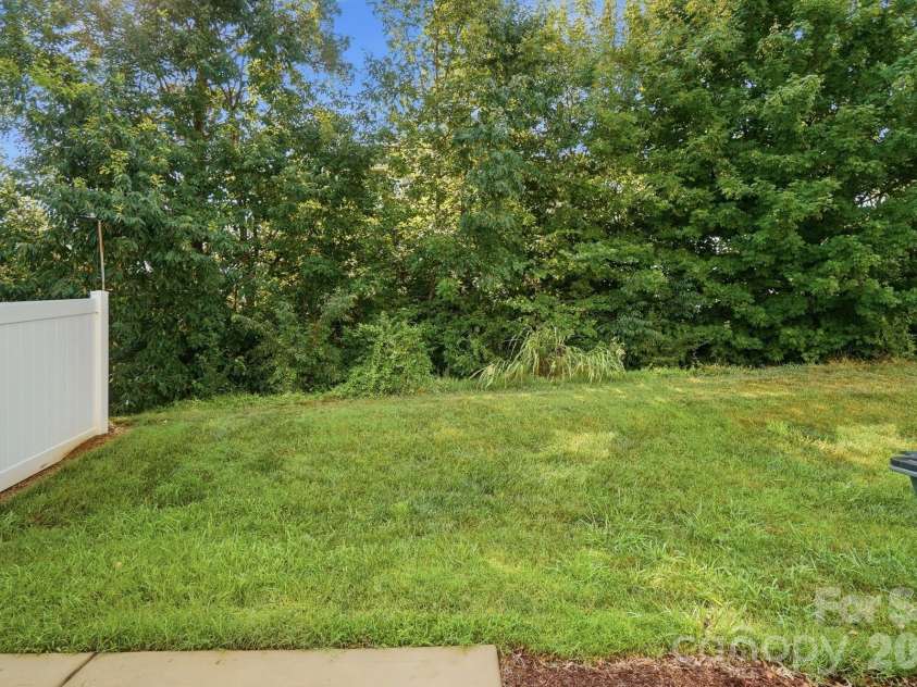 7495 Red Mulberry Way, Charlotte, NC 28273.  MLS# CAR4400539, YatesRealty ID 35557. 