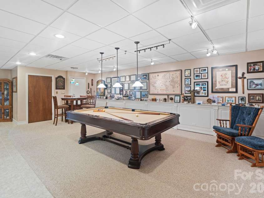 6296 Southlake Drive, Hickory, NC 28601.  MLS# CAR4400740, YatesRealty ID 35558. 