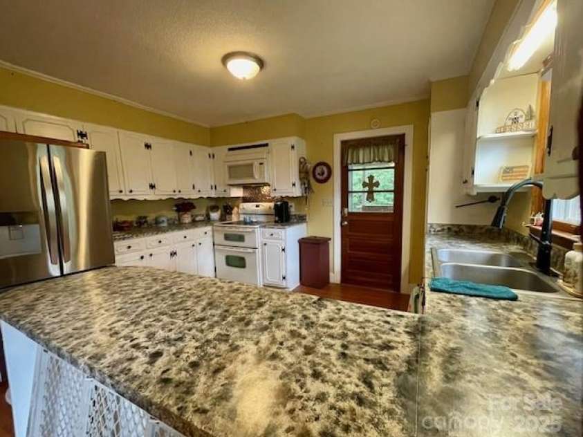 126 Waters Road, Bostic, NC 28018.  MLS# CAR4283369, YatesRealty ID 3556. 