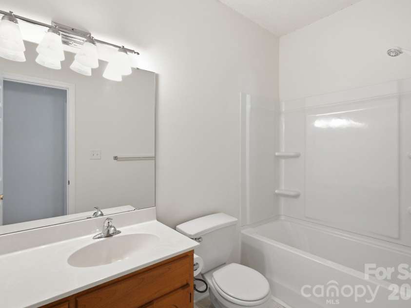 206 Sixth Street, Belmont, NC 28012.  MLS# CAR4399946, YatesRealty ID 35560. Second Bathroom
