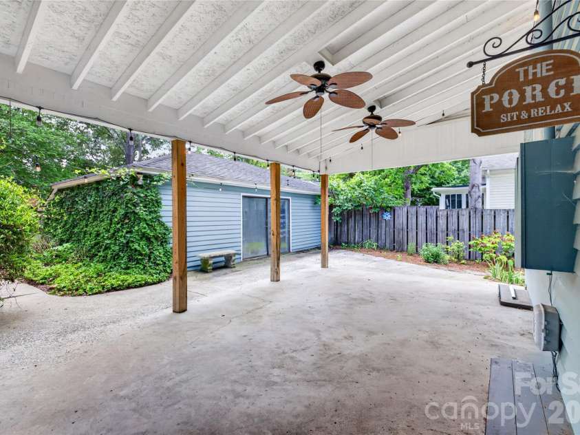 403 Franklin Street, Monroe, NC 28112.  MLS# CAR4399211, YatesRealty ID 35562. 