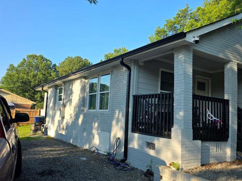 803 Gordon Street, Monroe, NC 28112.  MLS# CAR4398080, YatesRealty ID 35563. 
