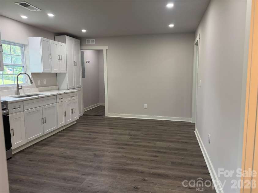 803 Gordon Street, Monroe, NC 28112.  MLS# CAR4398080, YatesRealty ID 35563. 