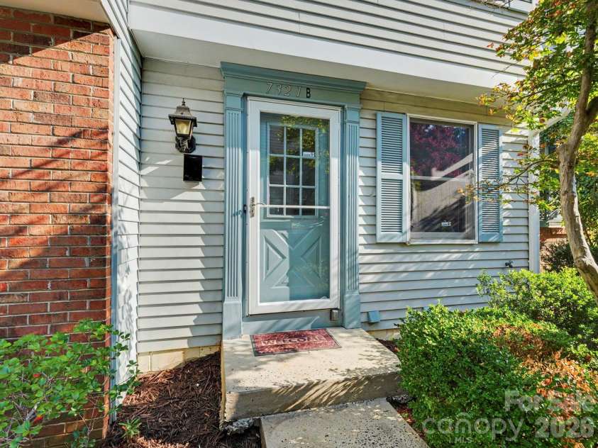 7321 Pebblestone Drive, Charlotte, NC 28212.  MLS# CAR4398675, YatesRealty ID 35564. 