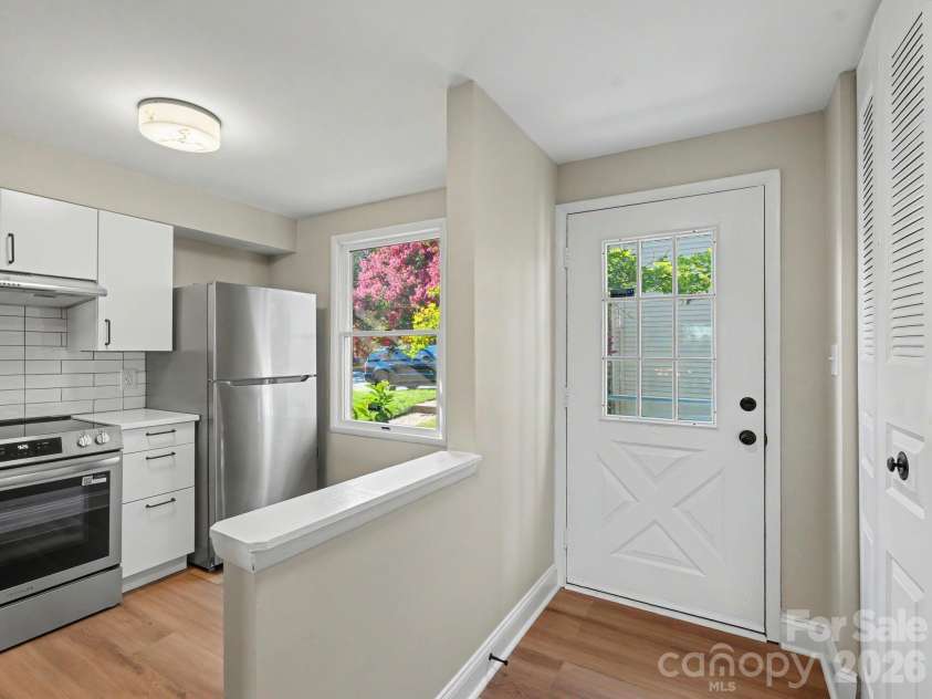 7321 Pebblestone Drive, Charlotte, NC 28212.  MLS# CAR4398675, YatesRealty ID 35564. 