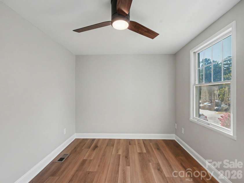 7321 Pebblestone Drive, Charlotte, NC 28212.  MLS# CAR4398675, YatesRealty ID 35564. 