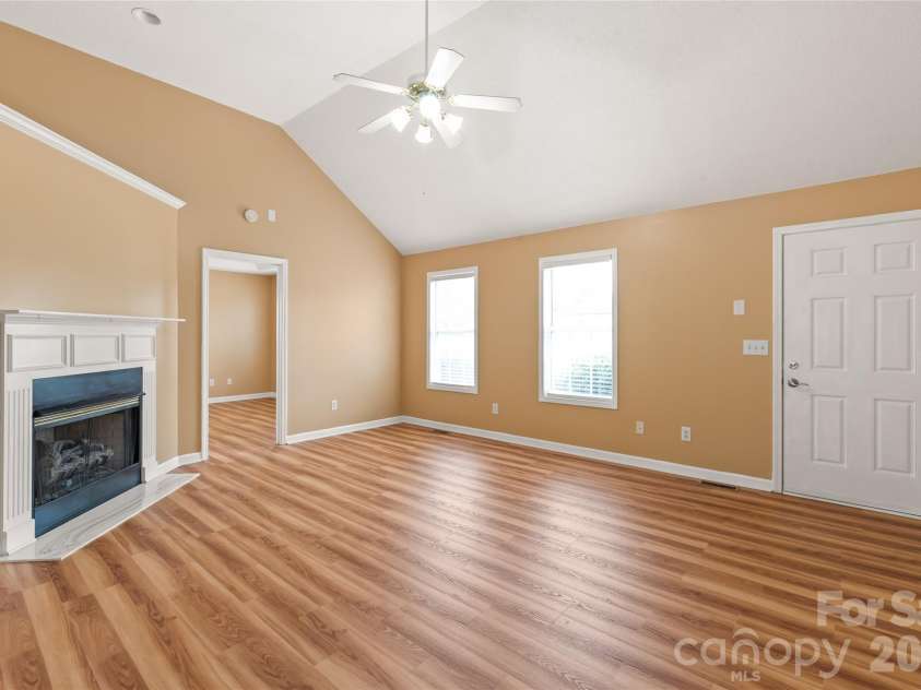 1805 Lawton Drive, Rock Hill, SC 29730.  MLS# CAR4394249, YatesRealty ID 35565. 