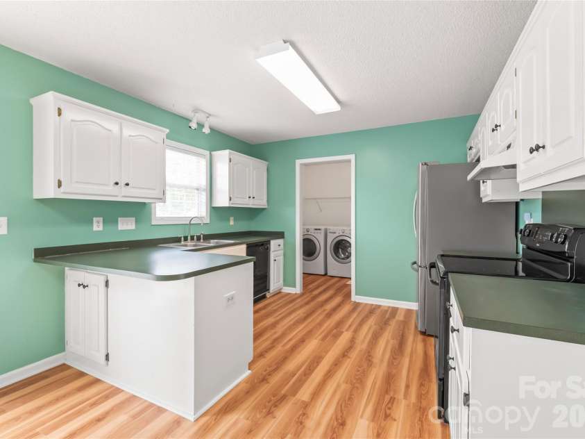 1805 Lawton Drive, Rock Hill, SC 29730.  MLS# CAR4394249, YatesRealty ID 35565. 