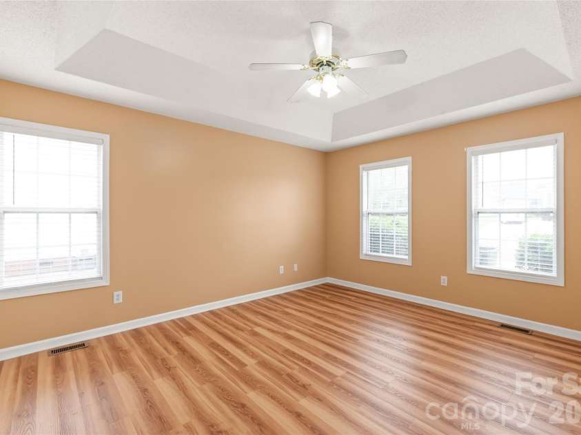 1805 Lawton Drive, Rock Hill, SC 29730.  MLS# CAR4394249, YatesRealty ID 35565. 