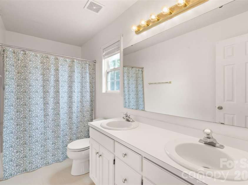 1805 Lawton Drive, Rock Hill, SC 29730.  MLS# CAR4394249, YatesRealty ID 35565. 
