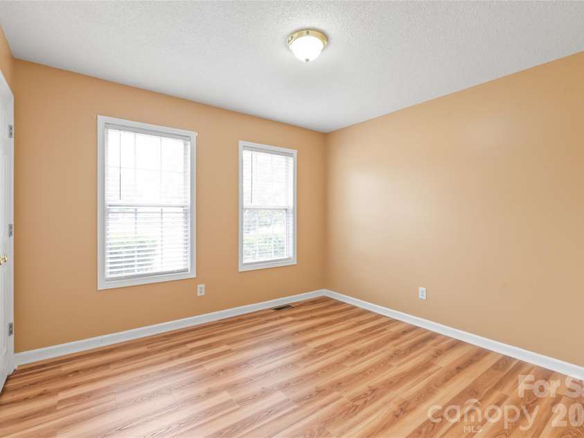 1805 Lawton Drive, Rock Hill, SC 29730.  MLS# CAR4394249, YatesRealty ID 35565. 