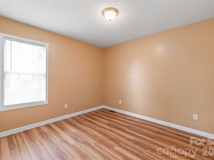 1805 Lawton Drive, Rock Hill, SC 29730.  MLS# CAR4394249, YatesRealty ID 35565. 