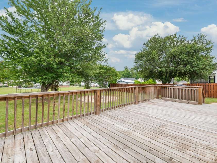 1805 Lawton Drive, Rock Hill, SC 29730.  MLS# CAR4394249, YatesRealty ID 35565. 