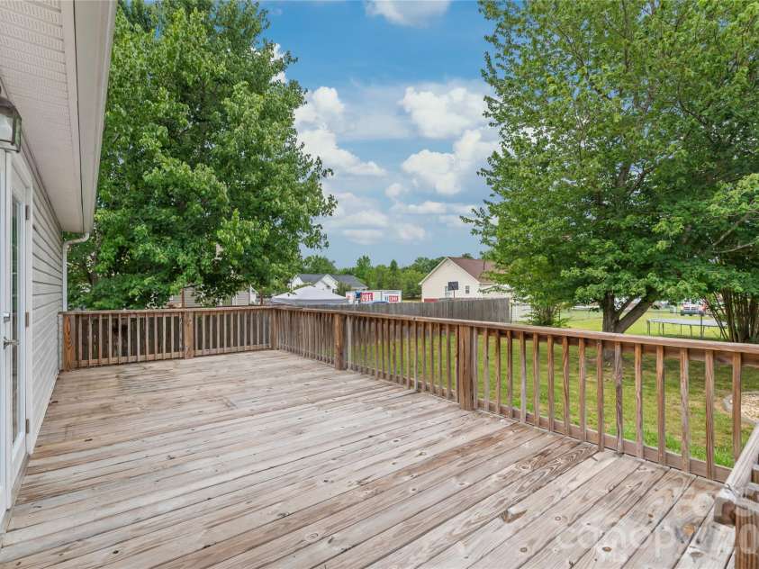 1805 Lawton Drive, Rock Hill, SC 29730.  MLS# CAR4394249, YatesRealty ID 35565. 