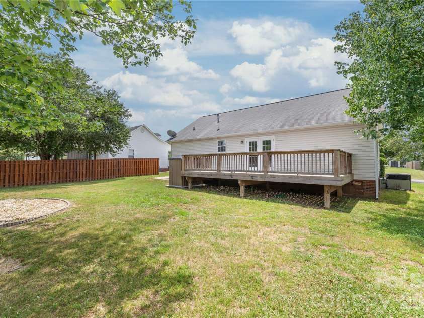1805 Lawton Drive, Rock Hill, SC 29730.  MLS# CAR4394249, YatesRealty ID 35565. 