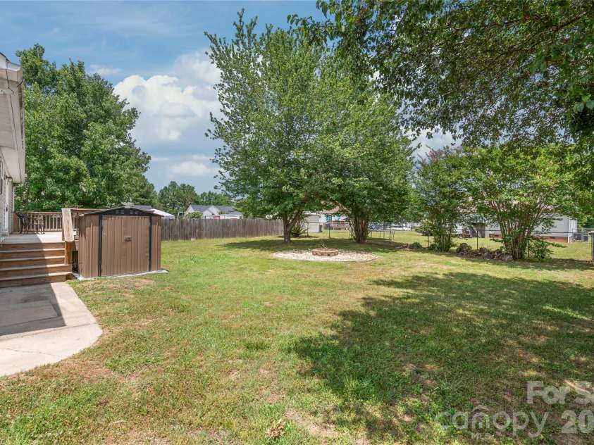 1805 Lawton Drive, Rock Hill, SC 29730.  MLS# CAR4394249, YatesRealty ID 35565. 
