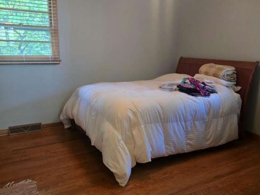 629 Willow Road, Hendersonville, NC 28739.  MLS# CAR4396898, YatesRealty ID 35569. 