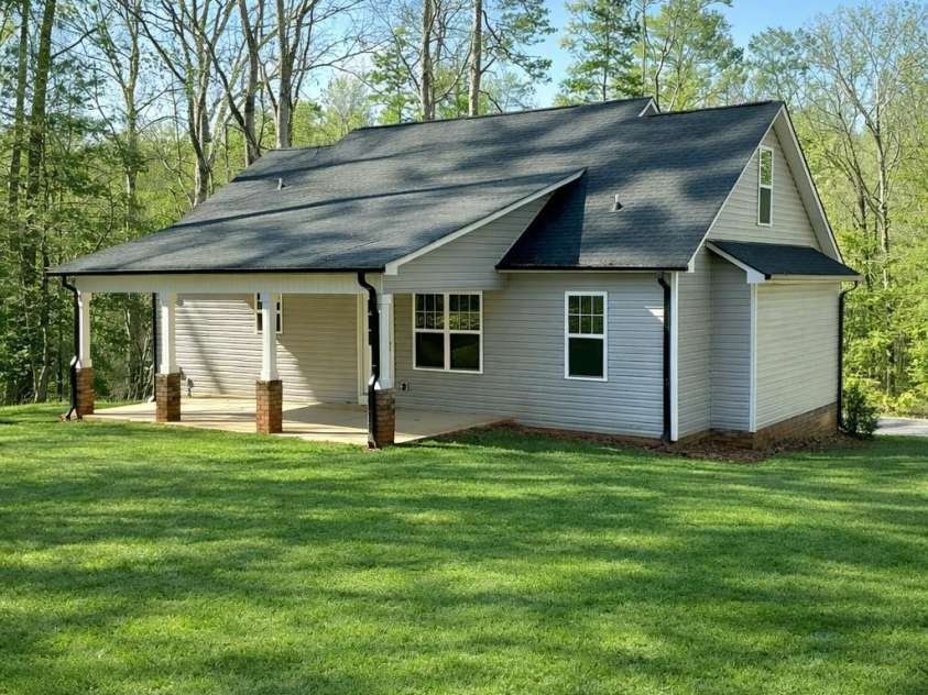 292 Manchester Road, Mount Gilead, NC 27306.  MLS# CAR4340481, YatesRealty ID 3557. 