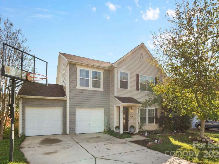 5051 Meanna Drive, Clover, SC 29710.  MLS# CAR4183684, YatesRealty ID 3557. 