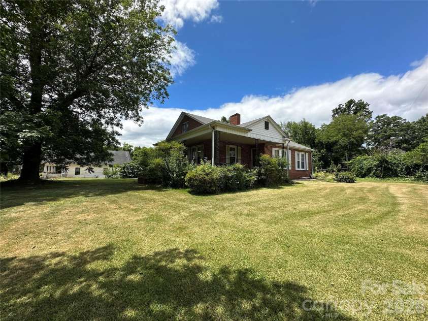 502 Connelly Springs Road, Lenoir, NC 28645.  MLS# CAR4397150, YatesRealty ID 35571. 