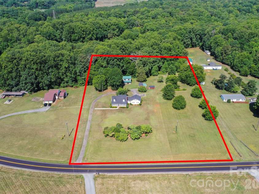1630 Yadkin Valley Road, Advance, NC 27006.  MLS# CAR4390394, YatesRealty ID 35573. 