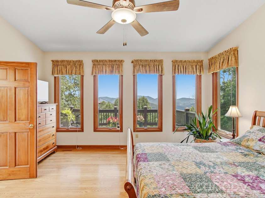 112 Windy Gap Road, Asheville, NC 28804.  MLS# CAR4399896, YatesRealty ID 35574. 