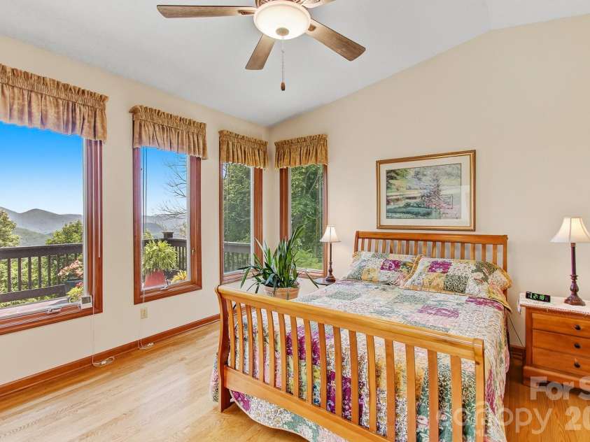 112 Windy Gap Road, Asheville, NC 28804.  MLS# CAR4399896, YatesRealty ID 35574. 