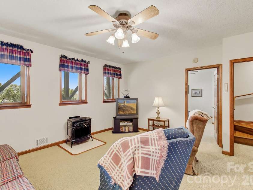 112 Windy Gap Road, Asheville, NC 28804.  MLS# CAR4399896, YatesRealty ID 35574. 