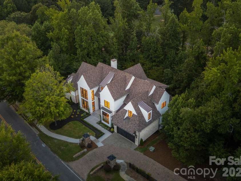13703 Grand Palisades Parkway, Charlotte, NC 28278.  MLS# CAR4400454, YatesRealty ID 35576. 