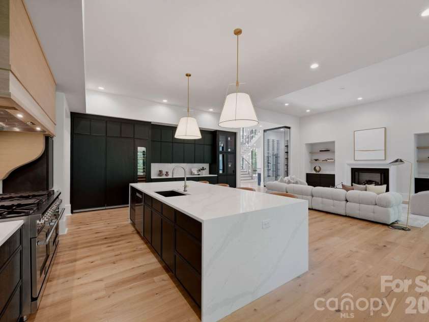 13703 Grand Palisades Parkway, Charlotte, NC 28278.  MLS# CAR4400454, YatesRealty ID 35576. 