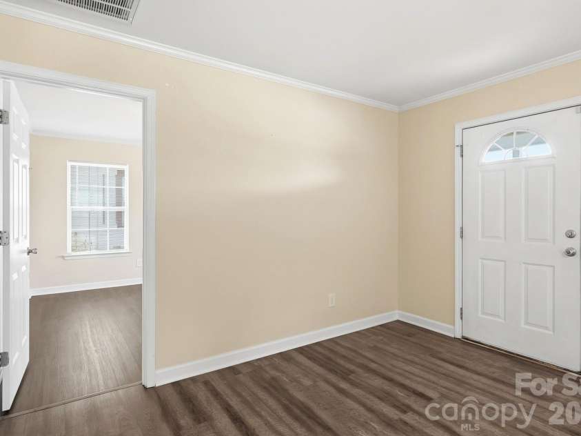 247 Troutman Avenue, Mooresville, NC 28115.  MLS# CAR4399716, YatesRealty ID 35577. 