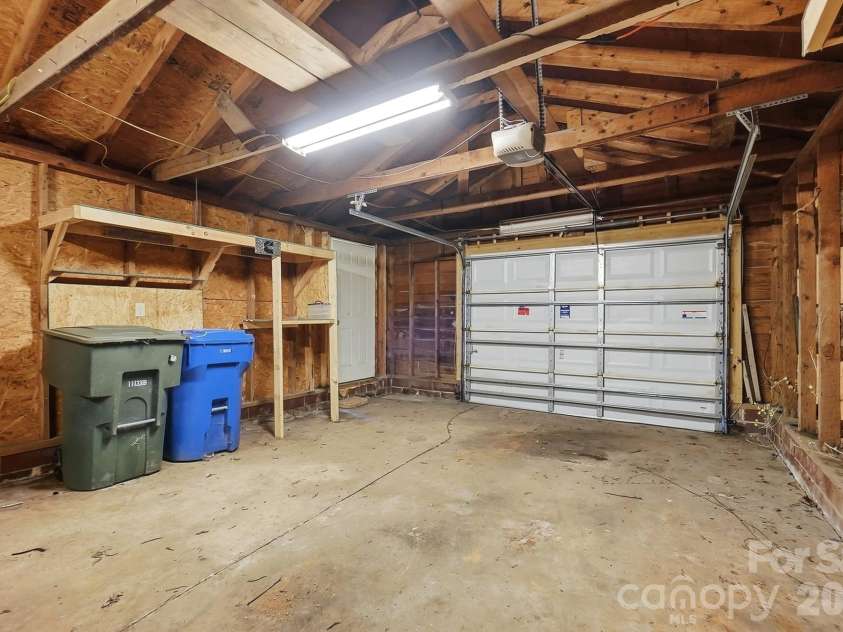 247 Troutman Avenue, Mooresville, NC 28115.  MLS# CAR4399716, YatesRealty ID 35577. 