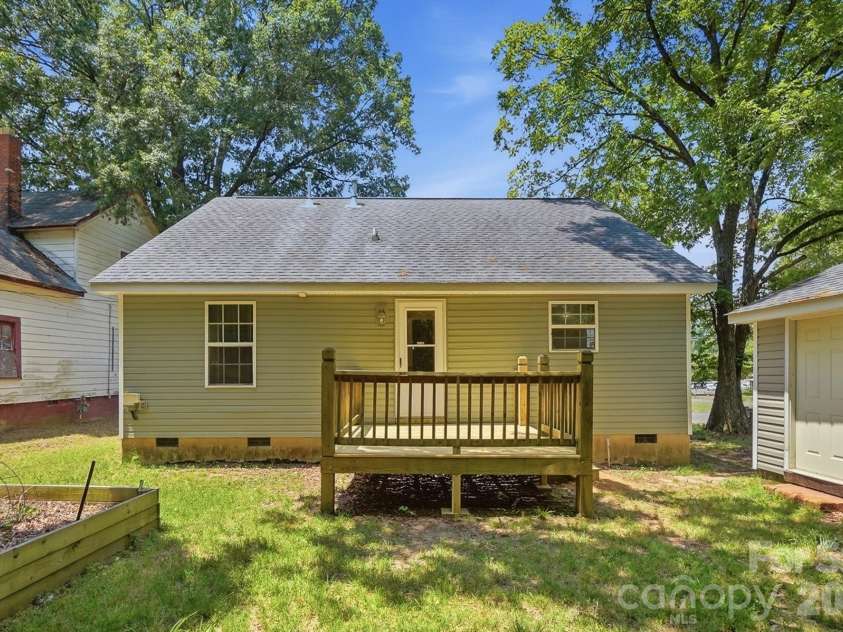 247 Troutman Avenue, Mooresville, NC 28115.  MLS# CAR4399716, YatesRealty ID 35577. Brand new deck