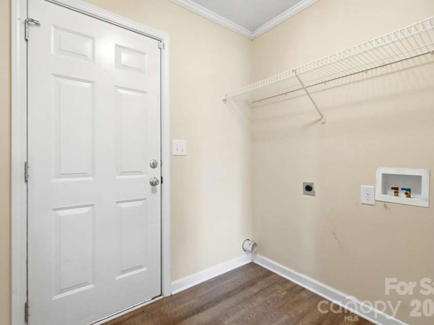 247 Troutman Avenue, Mooresville, NC 28115.  MLS# CAR4399716, YatesRealty ID 35577. Laundry room