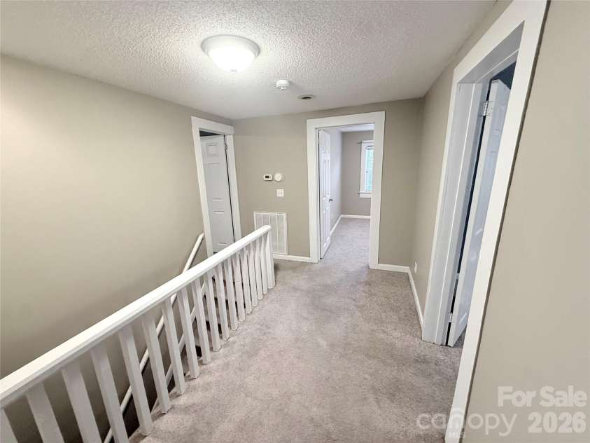 302 College Avenue, Newton, NC 28658.  MLS# CAR4398499, YatesRealty ID 35578. 