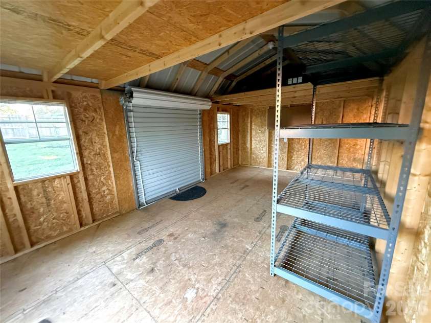 302 College Avenue, Newton, NC 28658.  MLS# CAR4398499, YatesRealty ID 35578. 
