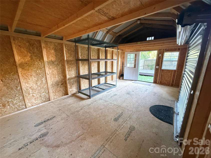 302 College Avenue, Newton, NC 28658.  MLS# CAR4398499, YatesRealty ID 35578. 