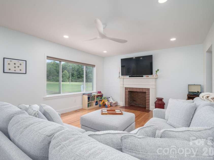 1403 Wehunt Store Road, Cherryville, NC 28021.  MLS# CAR4398432, YatesRealty ID 35579. 