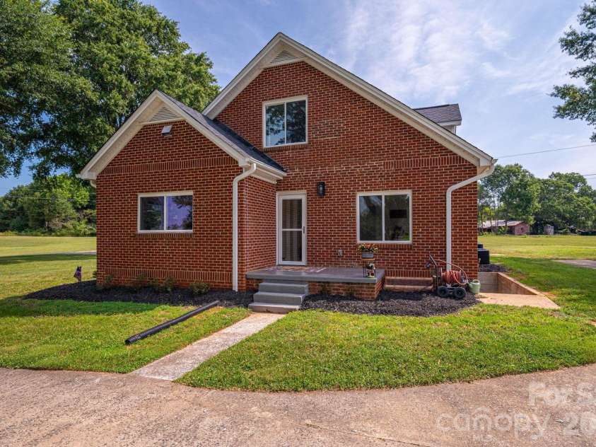 1403 Wehunt Store Road, Cherryville, NC 28021.  MLS# CAR4398432, YatesRealty ID 35579. 