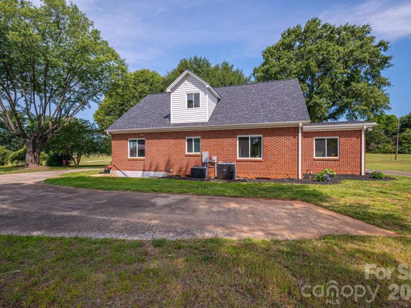 1403 Wehunt Store Road, Cherryville, NC 28021.  MLS# CAR4398432, YatesRealty ID 35579. 