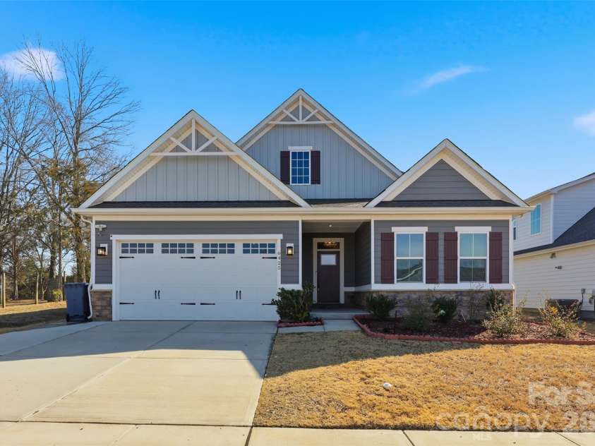 6425 Cumberland Drive, Harrisburg, NC 28075.  MLS# CAR4345358, YatesRealty ID 3558. 