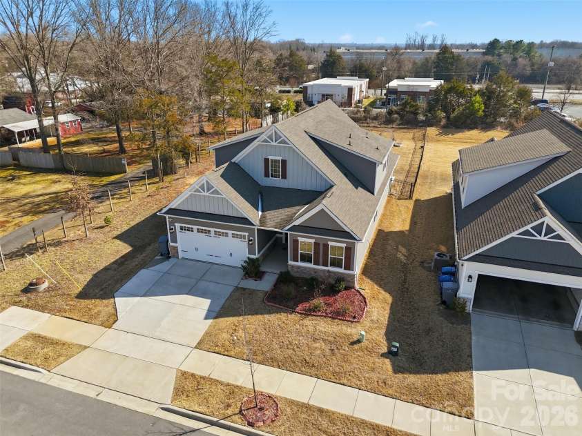 6425 Cumberland Drive, Harrisburg, NC 28075.  MLS# CAR4345358, YatesRealty ID 3558. 