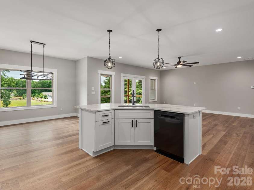 105 Sheila Wynne Drive, Hendersonville, NC 28732.  MLS# CAR4394668, YatesRealty ID 35580. Main level kitchen