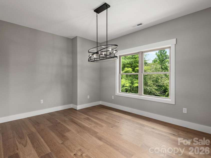 105 Sheila Wynne Drive, Hendersonville, NC 28732.  MLS# CAR4394668, YatesRealty ID 35580. Open main level