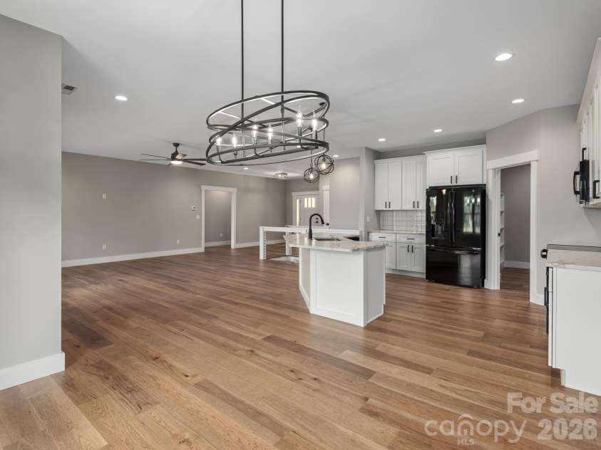 105 Sheila Wynne Drive, Hendersonville, NC 28732.  MLS# CAR4394668, YatesRealty ID 35580. Open main level