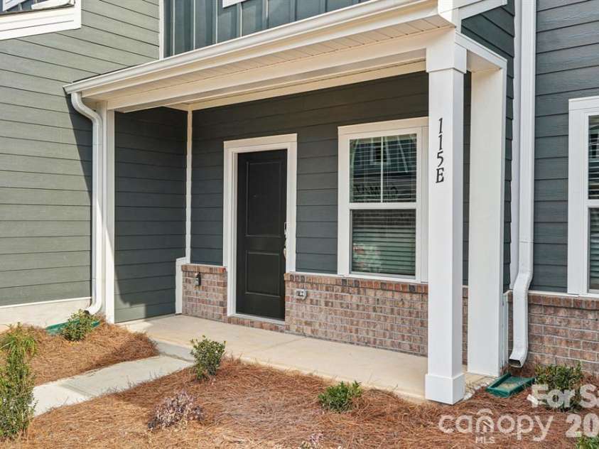 115 Ciara Place, Mooresville, NC 28115.  MLS# CAR4428799, YatesRealty ID 35586. 
