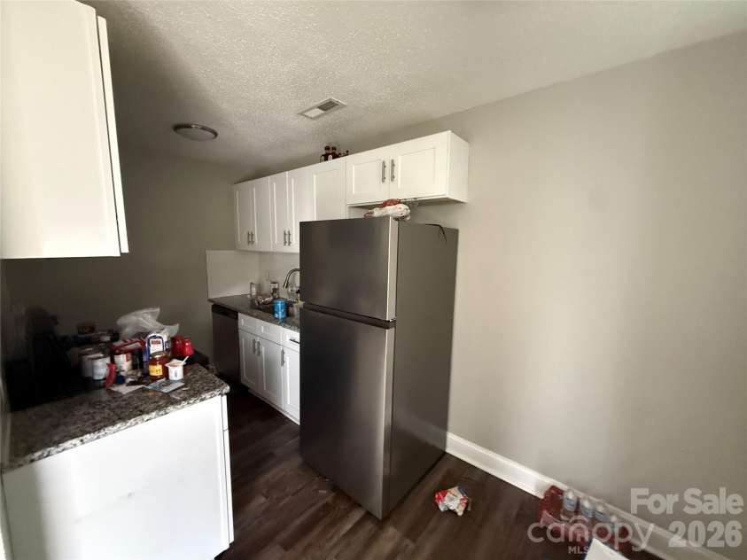 2445 Julia Avenue, Charlotte, NC 28206.  MLS# CAR4340022, YatesRealty ID 3559. 